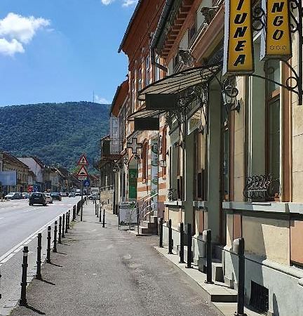 Pension Flamingo Brasov Luaran gambar